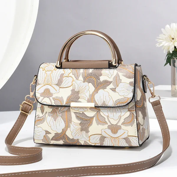 New Women's bags 2025 fashion trend design stripe hit color handbag shoulder bag messenger bag Korean style bag - Image 6