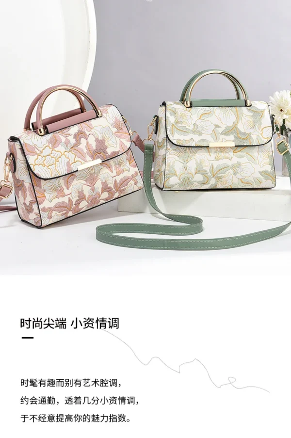 New Women's bags 2025 fashion trend design stripe hit color handbag shoulder bag messenger bag Korean style bag - Image 11