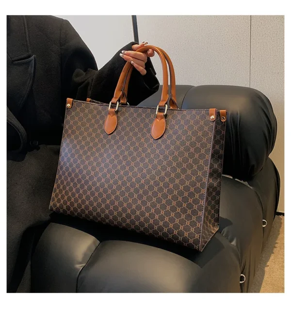 Large-capacity women's bags in Europe and the United States retro shoulder bag classic letters PU commuter handbags women - Image 24