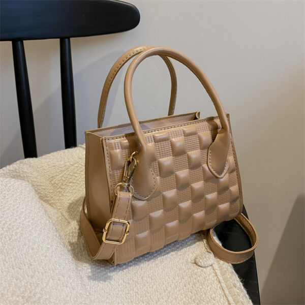 Western Style Small Square Bag Elegant Retro Fashion Shoulder Crossbody - Image 5